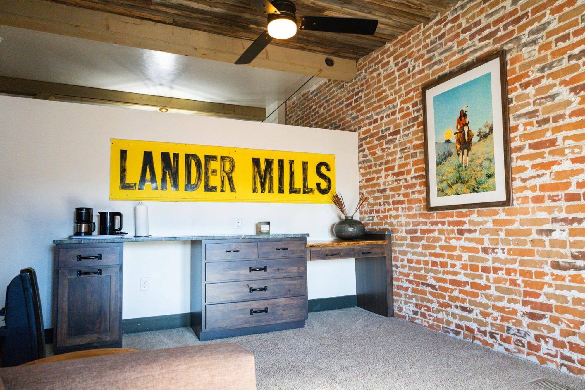 فندق Lander Millhouse المظهر الخارجي الصورة